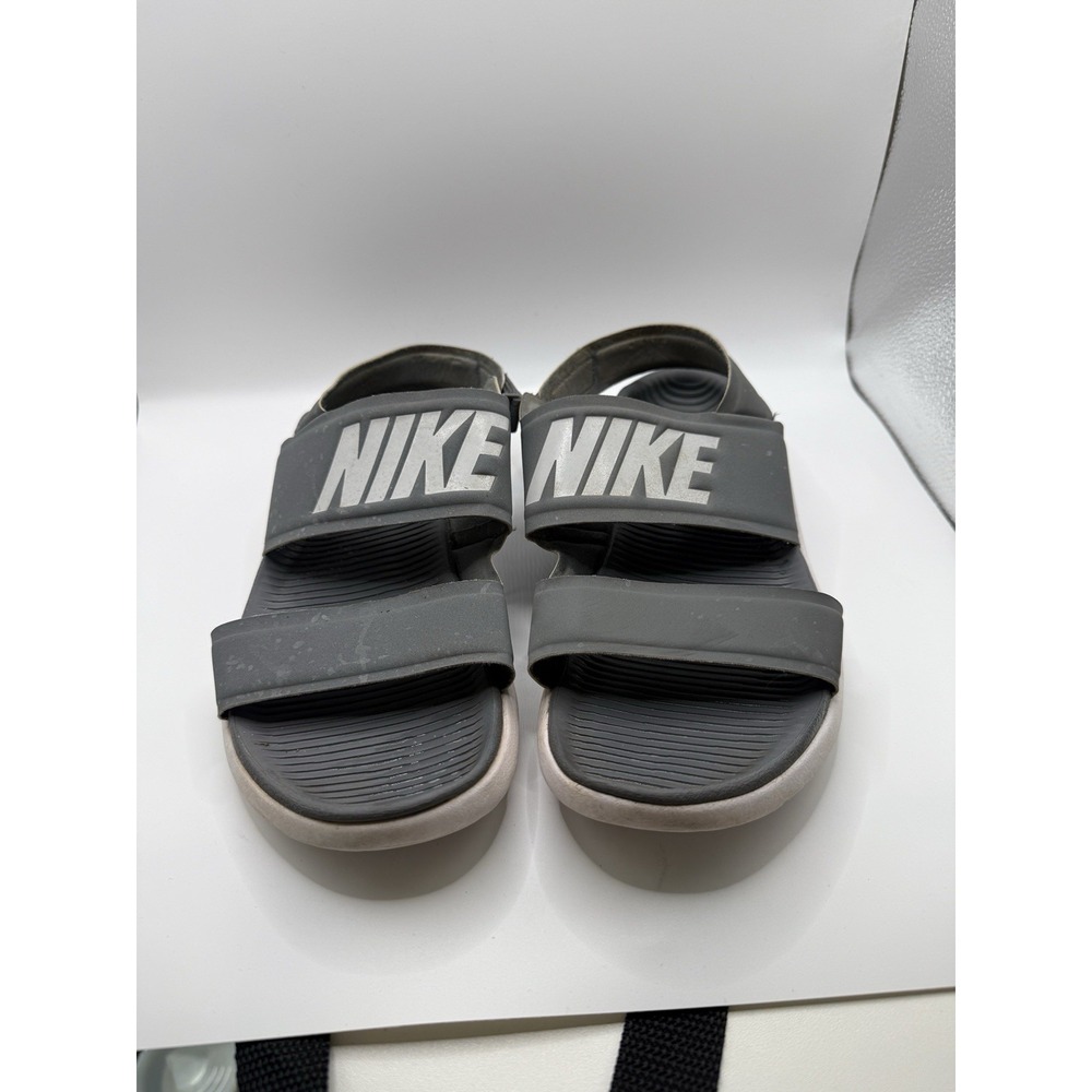 Nike Women's‎ Size 7 TANJUN Slides Sandals Slipper Shoes Gray